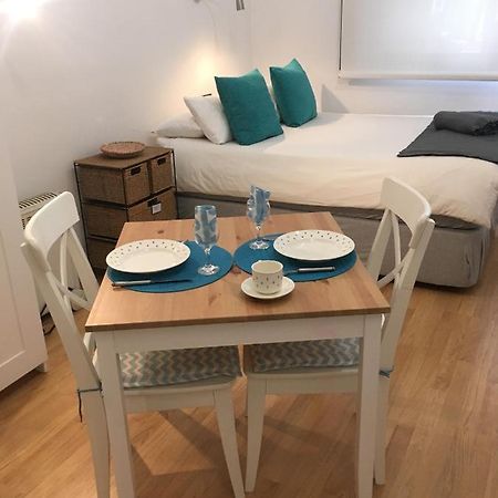 Pool And Garage Old Town Apartment Малага Екстериор снимка